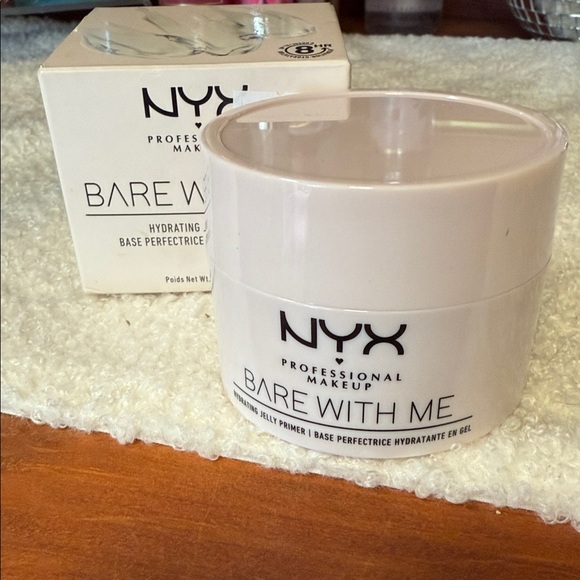 NYX Bare With Me Hydrating Jelly Primer in White - Picture 1 of 1